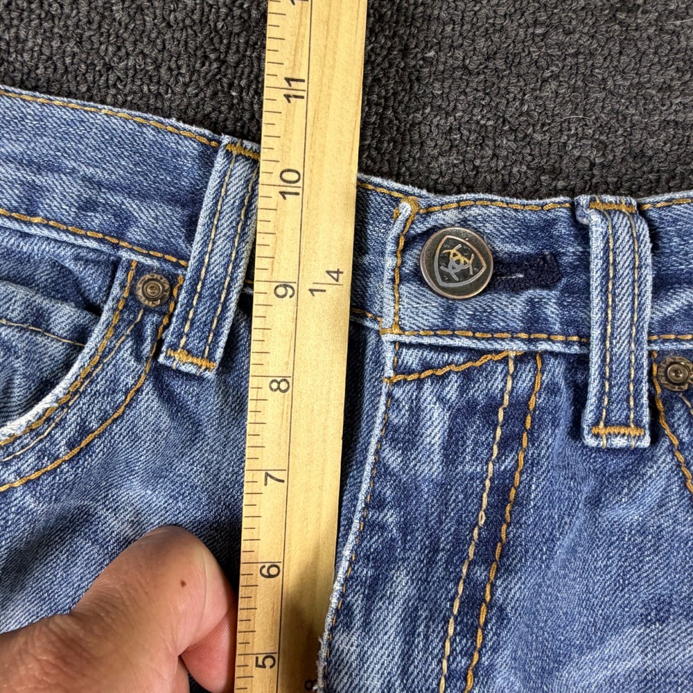 Ariat Jeans Mens 31x36 Fits (30x33) M4 Low Rise Boot Cut Blue Light Wash Denim - Picture 3 of 10